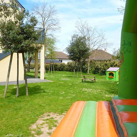 Residence Le Bois Flotte Мервил-Франсвил-Плаж Екстериор снимка